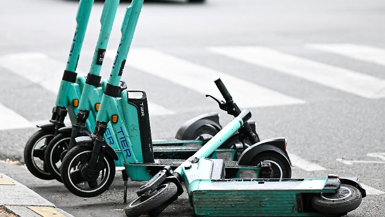 350 E-Scooter der Verleiher Tier und Bolt gibt es in Gelsenkirchen - bisher.