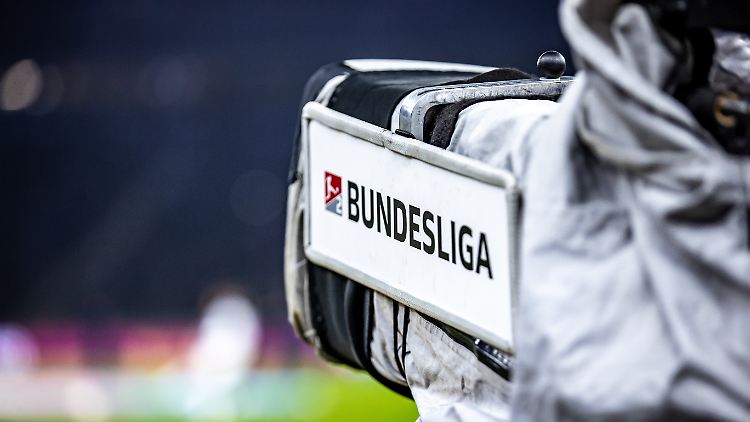 Wer zeigt die Bundesliga ab der Saison 2025/26?