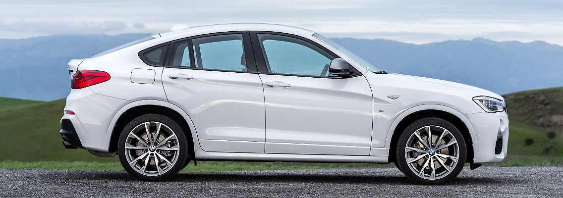 Weißes Auto mit weißer Weste Was ist beim BMW X4 als Gebrauchtwagen wichtig.jpg