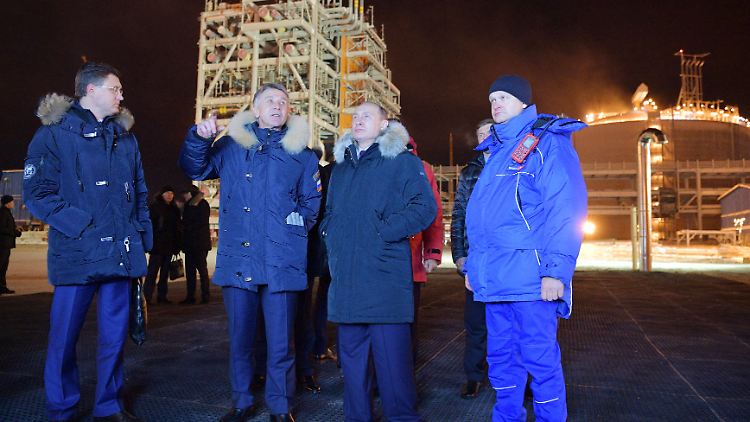 Der Import von LNG fällt nicht unter die EU-Sanktionen, die nach Beginn des Krieges Russlands gegen die Ukraine verhängt worden sind.