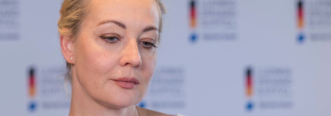 458613415.jpg