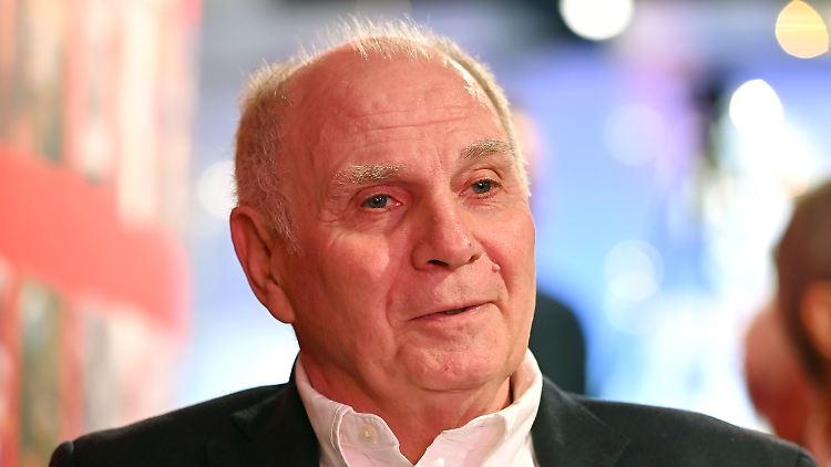 Uli Hoeneß findet es "schade".