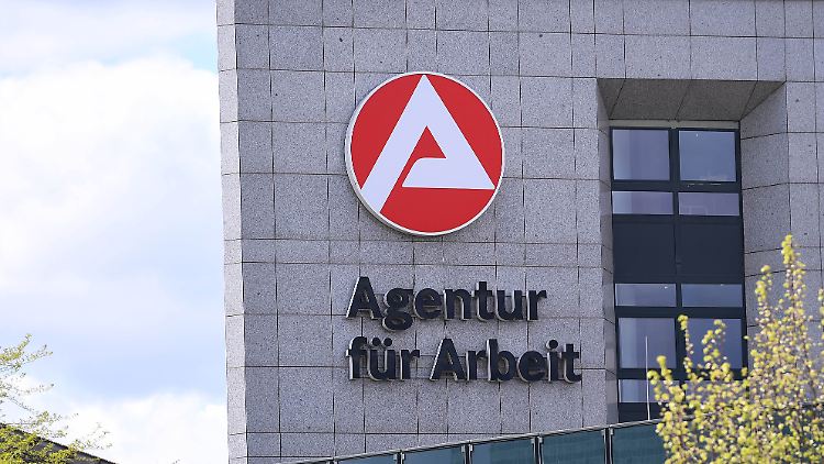 Der Chef des Paritätischen Wohlfahrtsverbandes wirft der Ampel vor, Arbeiter gegen Arbeitslose auszuspielen.