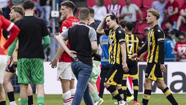 Arnheim-Profis nach der 0:6-Klatsche bei der PSV Eindhoven.