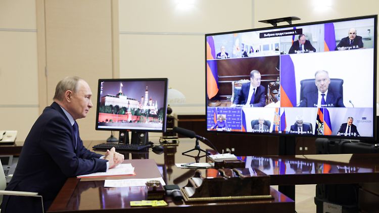 "Er beginnt Kriege, er tötet seine Gegner": Es gibt kaum etwas, was Nawalnaja bei Putin nicht für möglich hält.