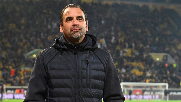 Ulf Kirsten steigt in Dresden vom Berater zum Trainer auf.