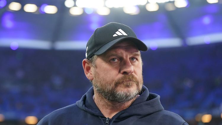 HSV-Trainer Steffen Baumgart fordert nach der Niederlage gegen Kiel, dass sein Team seine "Hausaufgaben" macht.