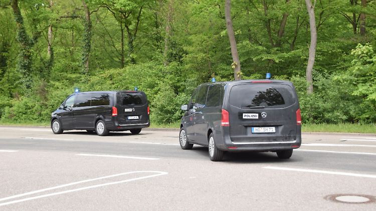 Zwei Männer und eine Frau aus Deutschland stehen im Verdacht für China spioniert zu haben. Sie werden dem Ermittlungsrichter des Bundesgerichtshofs vorgeführt.