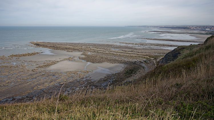 Blick auf einen Strandabschnitt in Wimereux in Frankreich