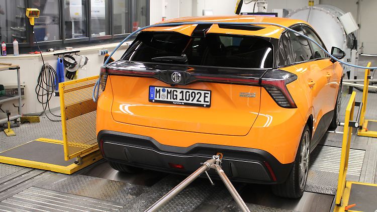 Der ADAC hat unter anderem den chinesischen Kompaktstromer MG4 getestet und wie andere Autos aus China für gut befunden.