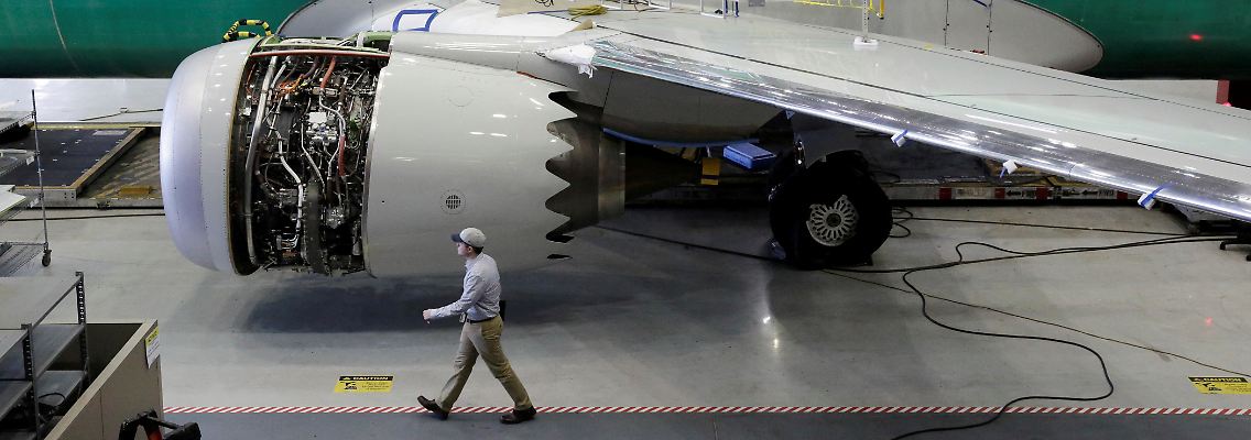 2024-04-17T125722Z_1603177053_RC2B87AYNYIS_RTRMADP_3_BOEING-737MAX-HEARING.JPG