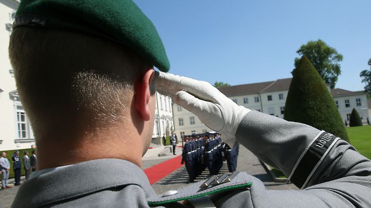 Mehr Wertschätzung und Anerkennung für die Bundeswehr: Deutschland hat einen Veteranentag. 