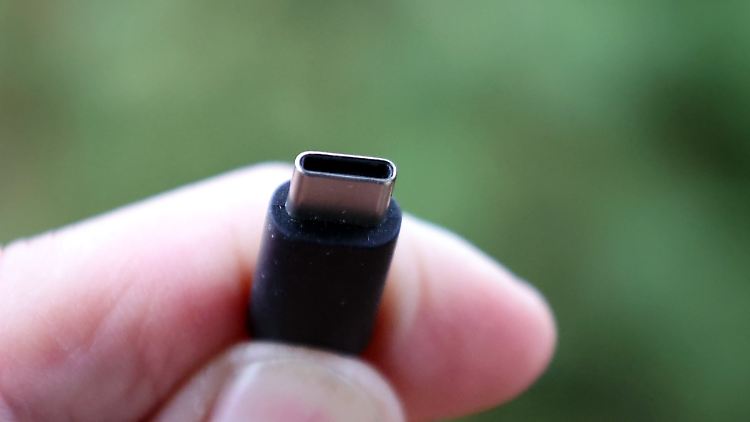 Auch Elektroschrott soll durch die Standardisierung vermieden werden.