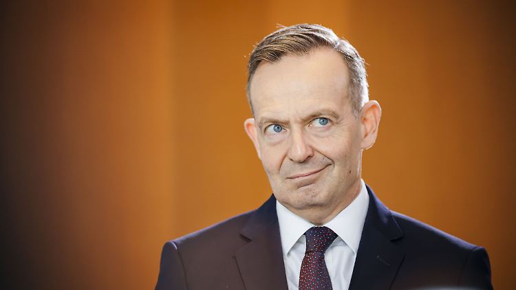 Volker Wissing hat eine Aufgabe weniger: Der Verkehrsminister kann "Klimaschutz" von seiner To-do-Liste streichen.