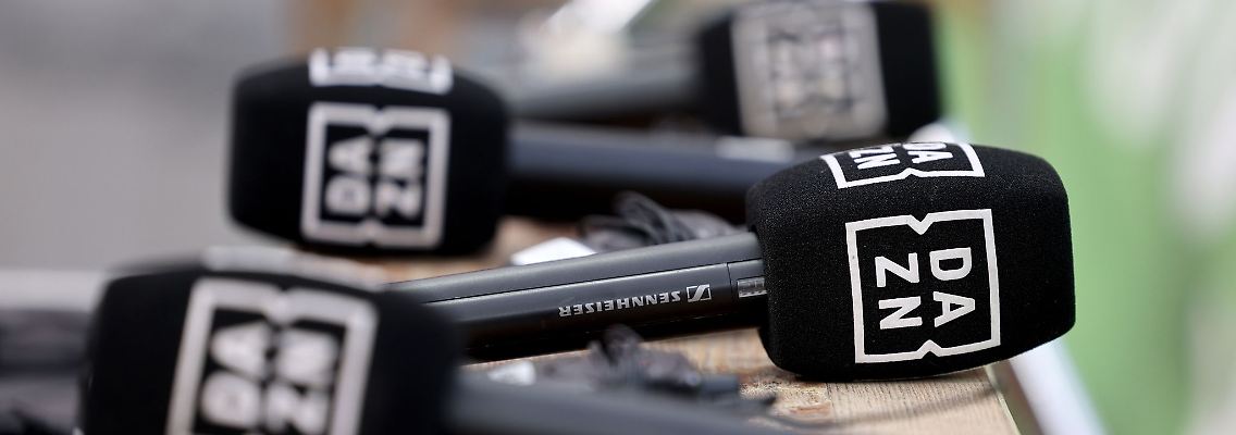 Der Internet-Sportsender DAZN nimmt einen jahrelangen Rechtsstreit mit der DFL in Kauf.