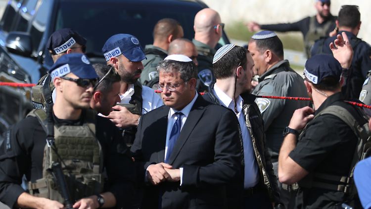 Ben-Gvir besucht im Februar den Ort eines Schusswaffenangriffs in Ost-Jerusalem. 