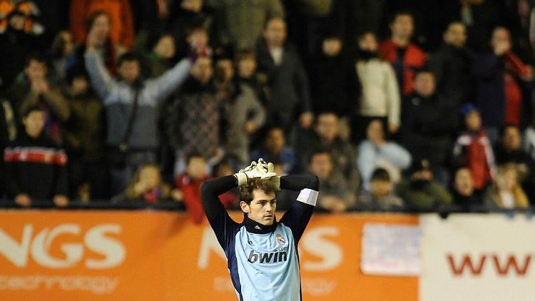 Bedient: Real-Keeper Iker Casillas.