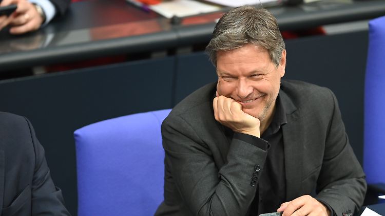 Die Dreistigkeit der CSU sei "nur noch mit Humor zu ertragen", sagt Robert Habeck.