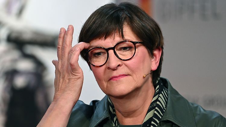 Nun macht sich auch SPD-Chefin Saskia Esken für einen höheren Mindestlohn stark.