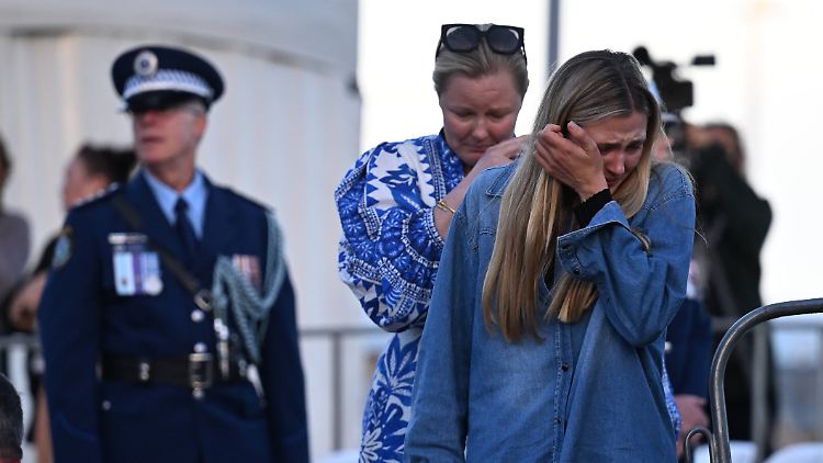 Mahnwache nach der Tötung von sechs Menschen in Sydney, davon fünf Frauen.