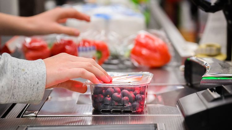 Gestiegene Preise spüren die Verbraucher speziell im Supermarkt.