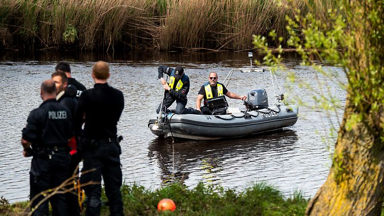 Auch auf dem Fluss Oste wurden die Einsatzkräfte nicht fündig.