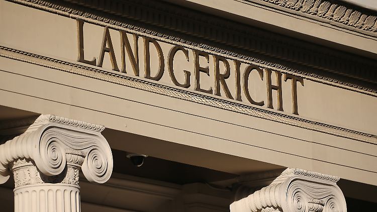 Insgesamt müssen oder mussten sich elf Personen im Cum-Ex-Skandal vor dem Landgericht Bonn verantworten.