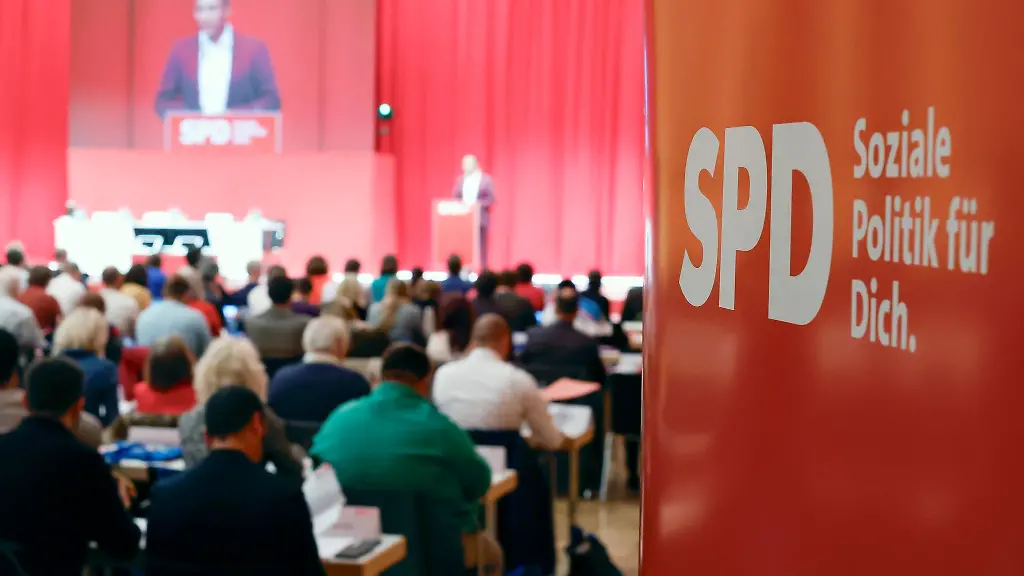Kleiner-Parteitag-der-Bayern-SPD-zu-Europa-in-der-kleine-Meistersingerhalle-in-Nuernberg