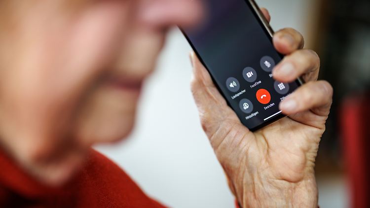 Laut den Ermittlern handelt es sich bei dem Fall um den "wohl europaweit größten Callcenterbetrug". 