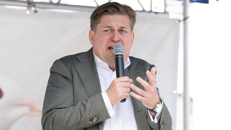 AfD-Politiker Krah hat nicht nur die Spionageaffäre am Hals. Gegen ihn wird auch wegen Geldzahlungen aus russischen und chinesischen Quellen ermittelt.
