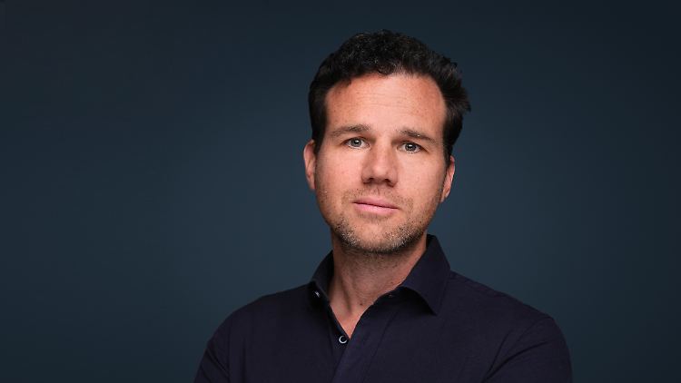 Martin Schröder ist Professor an der Universität des Saarlandes und hat die Einstellungen unterschiedlicher Generationen anhand hunderttausender Umfragen der vergangenen vier Jahrzehnte untersucht.