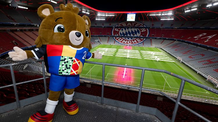 Maskottchen Albärt hat seinen Platz sicher.