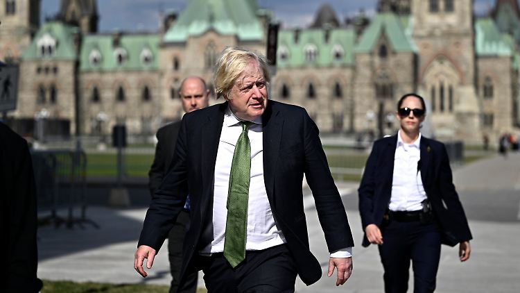 Der britische Ex-Premier Johnson rief am Morgen zur Wahl der Konservativen auf. 
