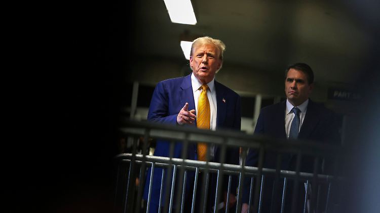 Bei einer Verurteilung droht Donald Trump eine mehrjährige Haftstrafe.