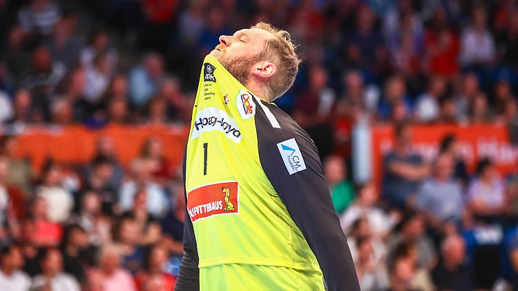 Müssen Johannes Bitter und sein HSV in die 2. Liga?
