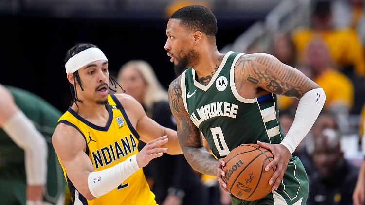 Damian Lillard (rechts) konnte das Playoff-Aus seiner Bucks nicht verhindern.