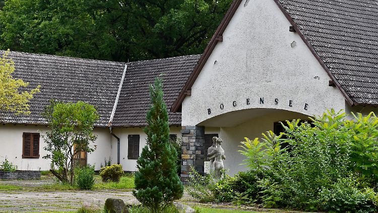 Das Areal um die Bogensee-Villa gehört dem Land Berlin, liegt aber in Brandenburg.