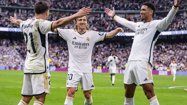 Real Madrid wurde vor dem Bayern-Rückspiel spanischer Meister.