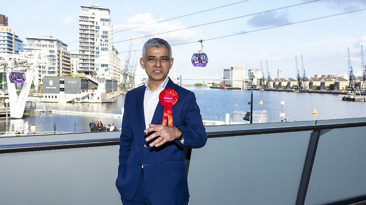 Khan war 2016 als erster muslimischer Politiker zum Bürgermeister einer westlichen Hauptstadt gewählt worden.