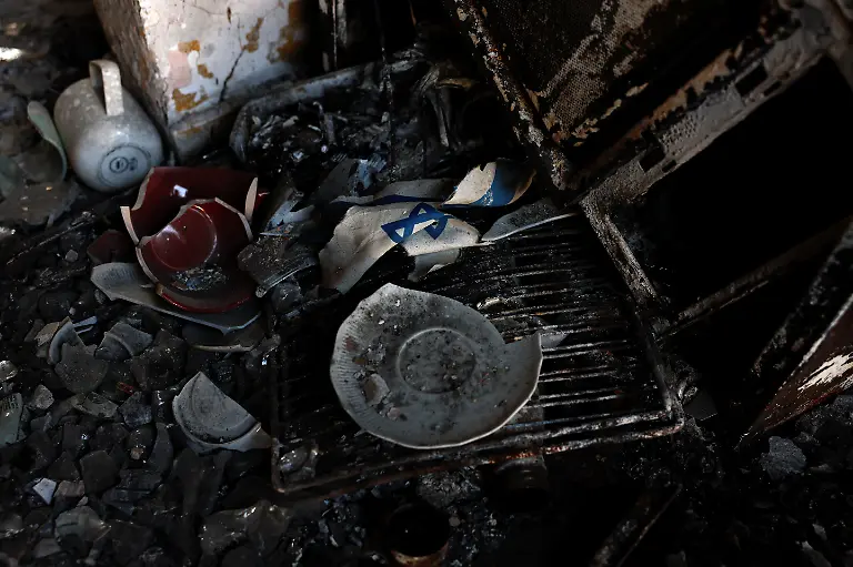 2023-11-02T131555Z-184110186-RC2Y44AO8CCB-RTRMADP-3-ISRAEL-PALESTINIANS-KFAR-AZA