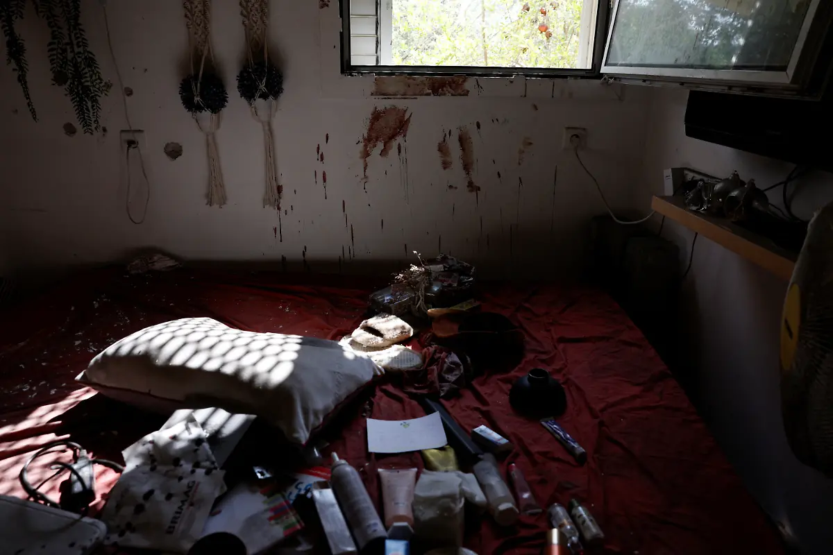 2023-11-02T130531Z-315217858-RC2Y44AKU5G7-RTRMADP-3-ISRAEL-PALESTINIANS-KFAR-AZA