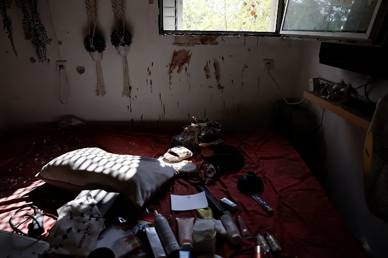 2023-11-02T130531Z-315217858-RC2Y44AKU5G7-RTRMADP-3-ISRAEL-PALESTINIANS-KFAR-AZA