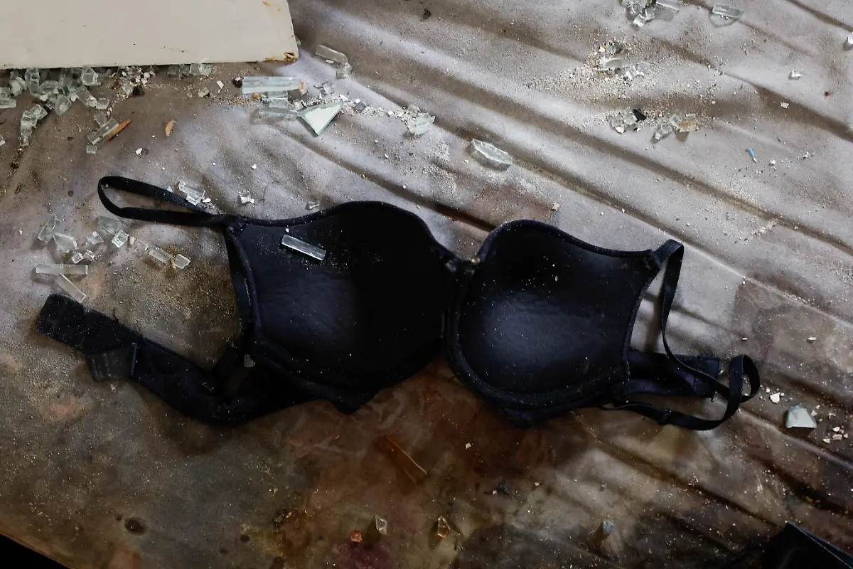 2023-11-02T125342Z-723276006-RC2Y44AQACIL-RTRMADP-3-ISRAEL-PALESTINIANS-KFAR-AZA