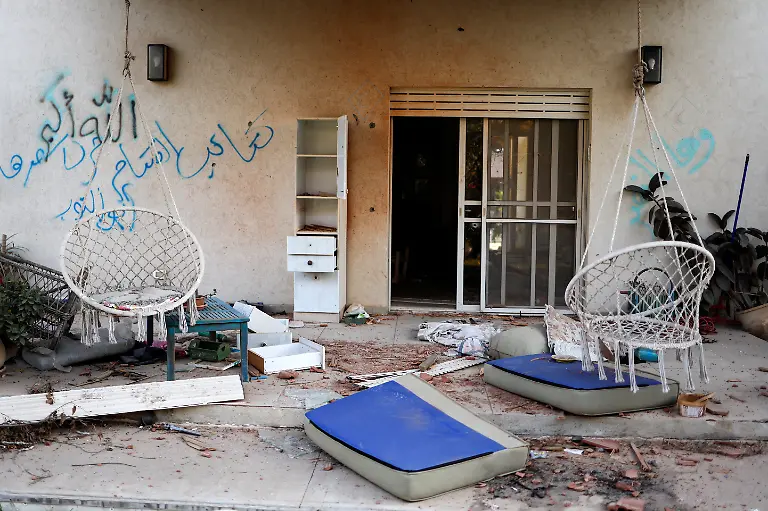 2023-10-25T174711Z-309524859-RC2QZ3ABQQ0K-RTRMADP-3-ISRAEL-PALESTINIANS-BEERI