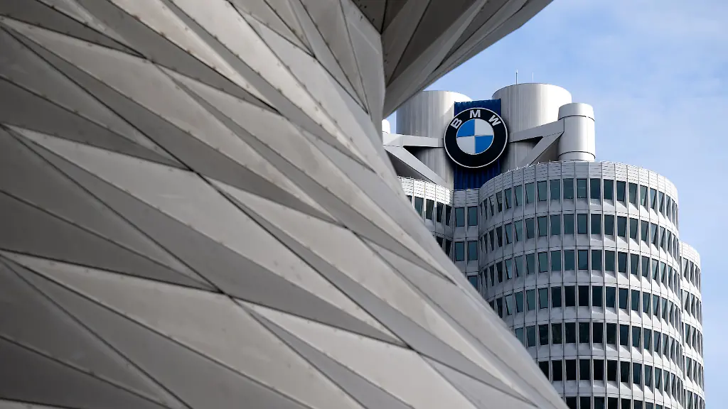 3fec1d8ebaf87f4a9e98b71b1c4427b4