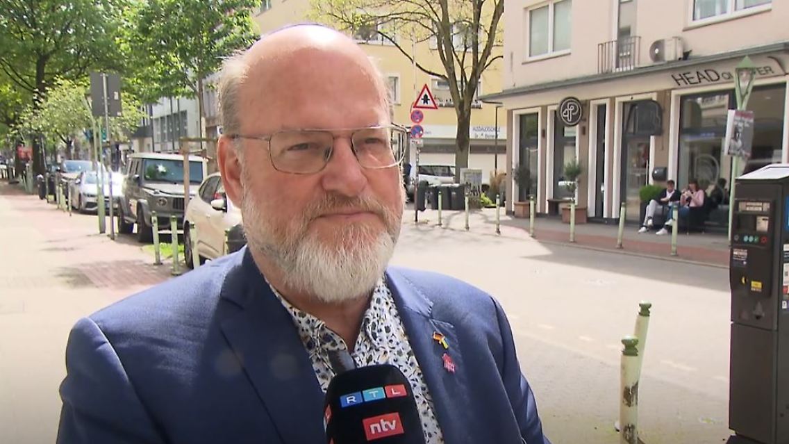 GrünerBürgermeisterAngriff.JPG