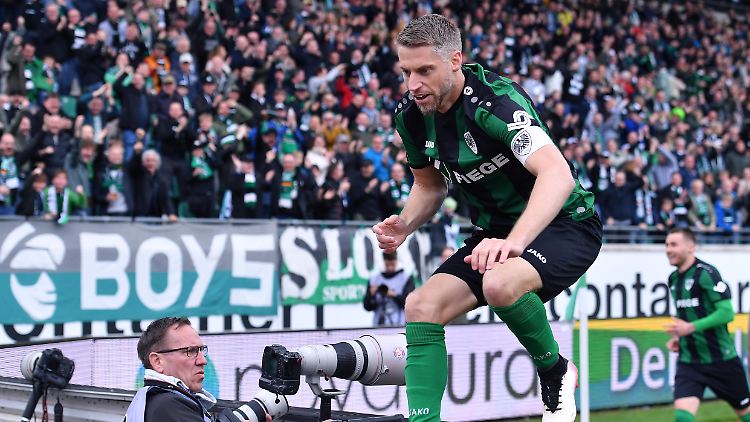 Routinier Marc Lorenz und Preußen Münster nahmen eine große Hürde auf dem Weg in die 2. Liga.