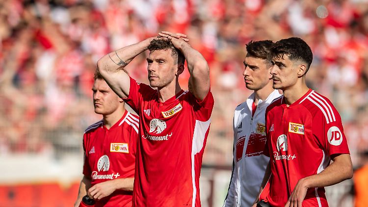 Die Fußballer von Union Berlin sind fassungslos.