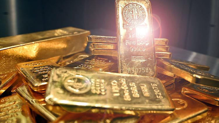 Packte man den kompletten Goldbesitz der Privathaushalte in Deutschland und der Bundesbank in einen Würfel, hätte dieser eine Kantenlänge von etwas mehr als 8,6 Metern.