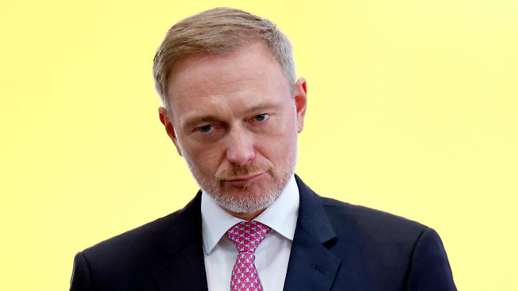Als "Weihnachten, Ostern und Geburtstag zusammen" stuft Lindner manche Ausgaben-Wünsche ein.